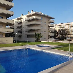 https://apartamento-aqua-la-pineda.catalonia-hotels.com