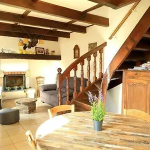 https://chez-tata-celestine.midi-pyreneeshotels.com