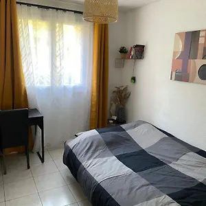 Appartement Jolie T3 Refait A Neuf A, Marseille