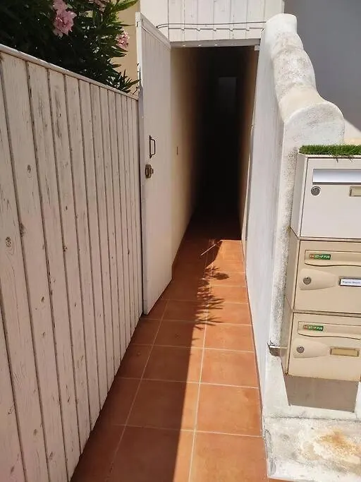 Appartement Face A La Mer - Saintes-Maries-De-La-Mer 0*,